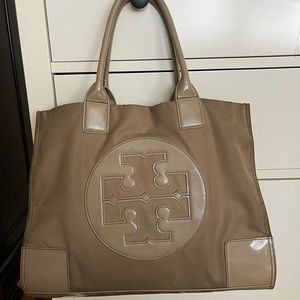 ❤️Tory Burch Tote❤️